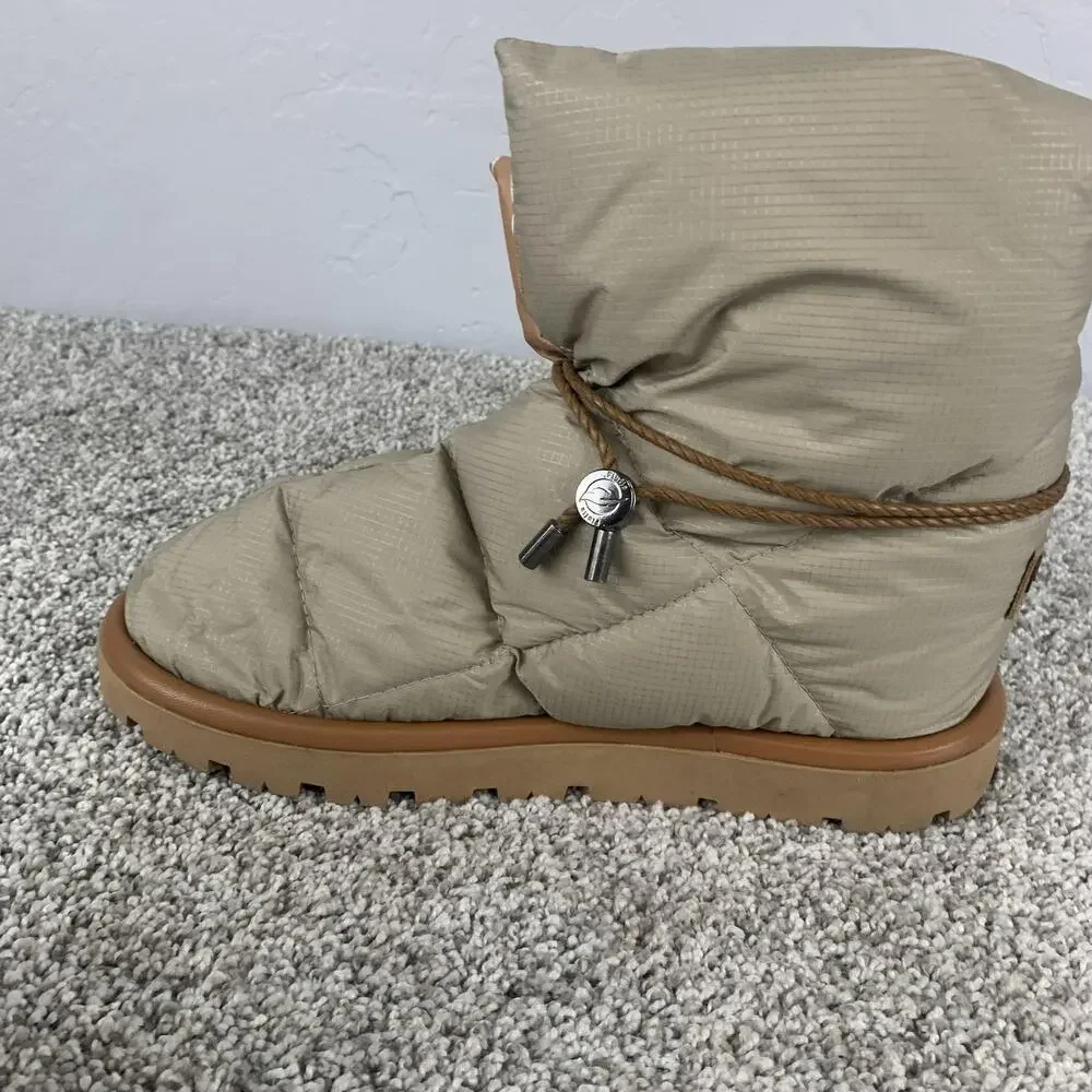 Flufié Boots Womens Size 11 Beige Quilted Nylon Ankle Snow Winter Insulated